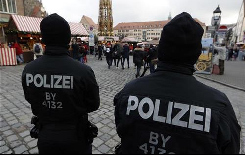POLICIJA UKLONILA SUMNJIVI PAKET: Izvedena kontrolisana eksplozija u Potsdamu
